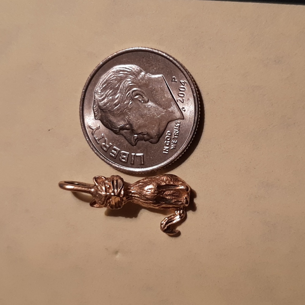14K Gold Kitty Charm - Picture 4 of 5